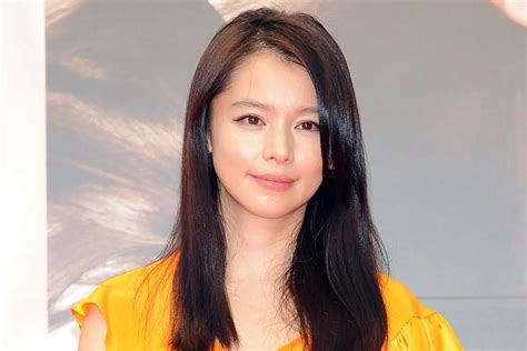 vivian hsu nude|ビビアン・スー おっぱい丸出しのヘアヌード画像100枚！